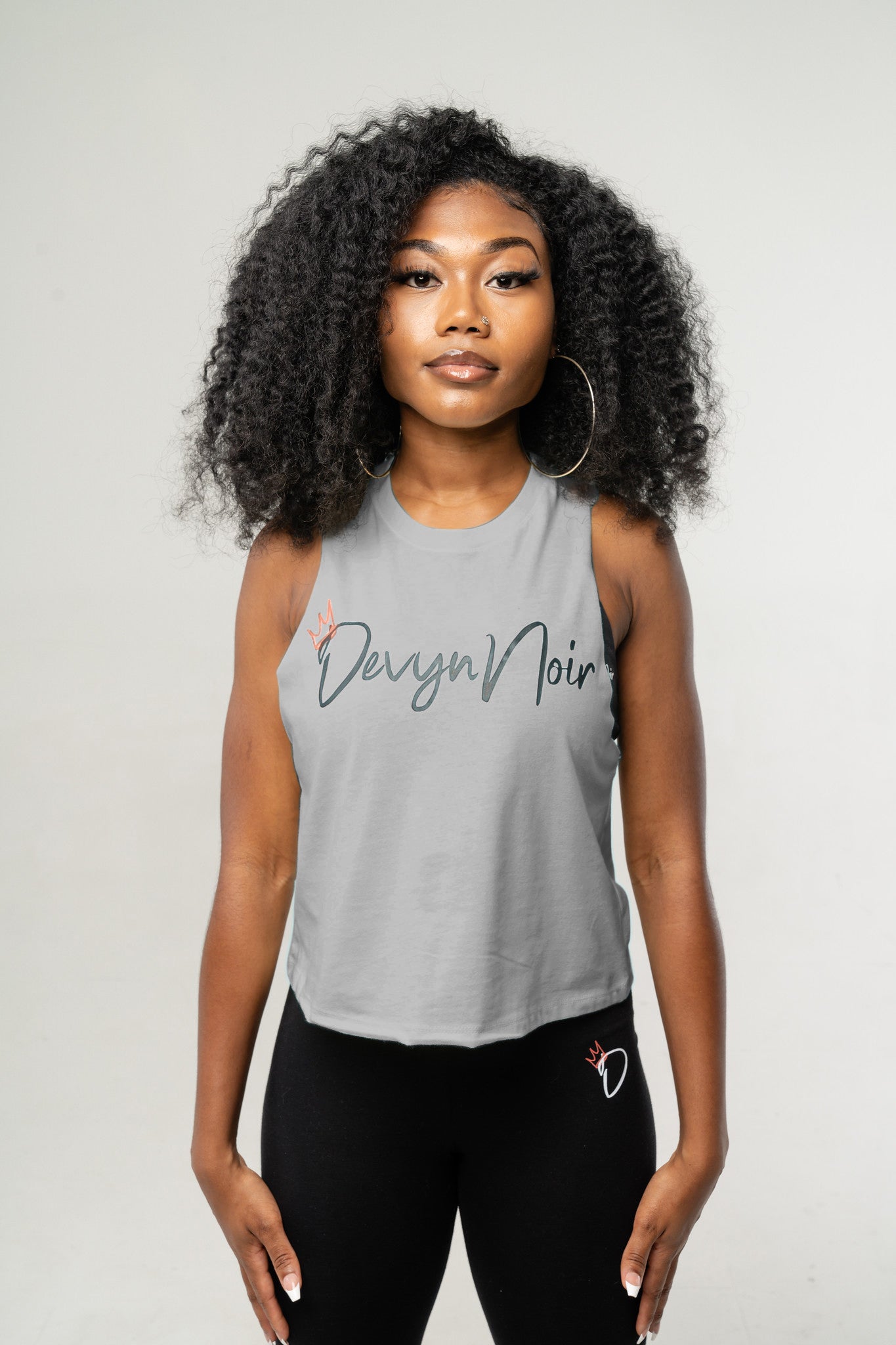 Devyn Noir Courte Racerback Tank