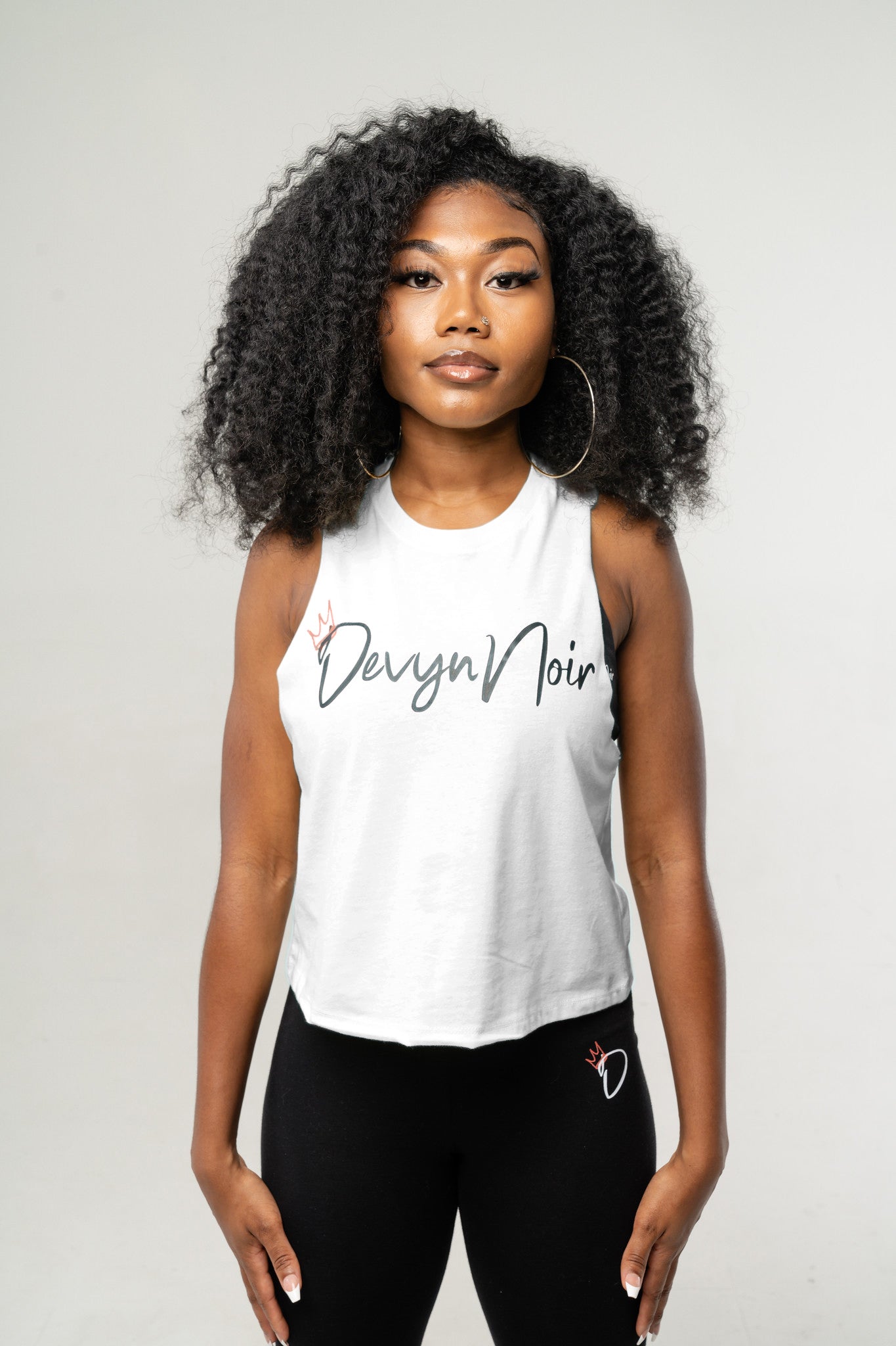 Devyn Noir Courte Racerback Tank